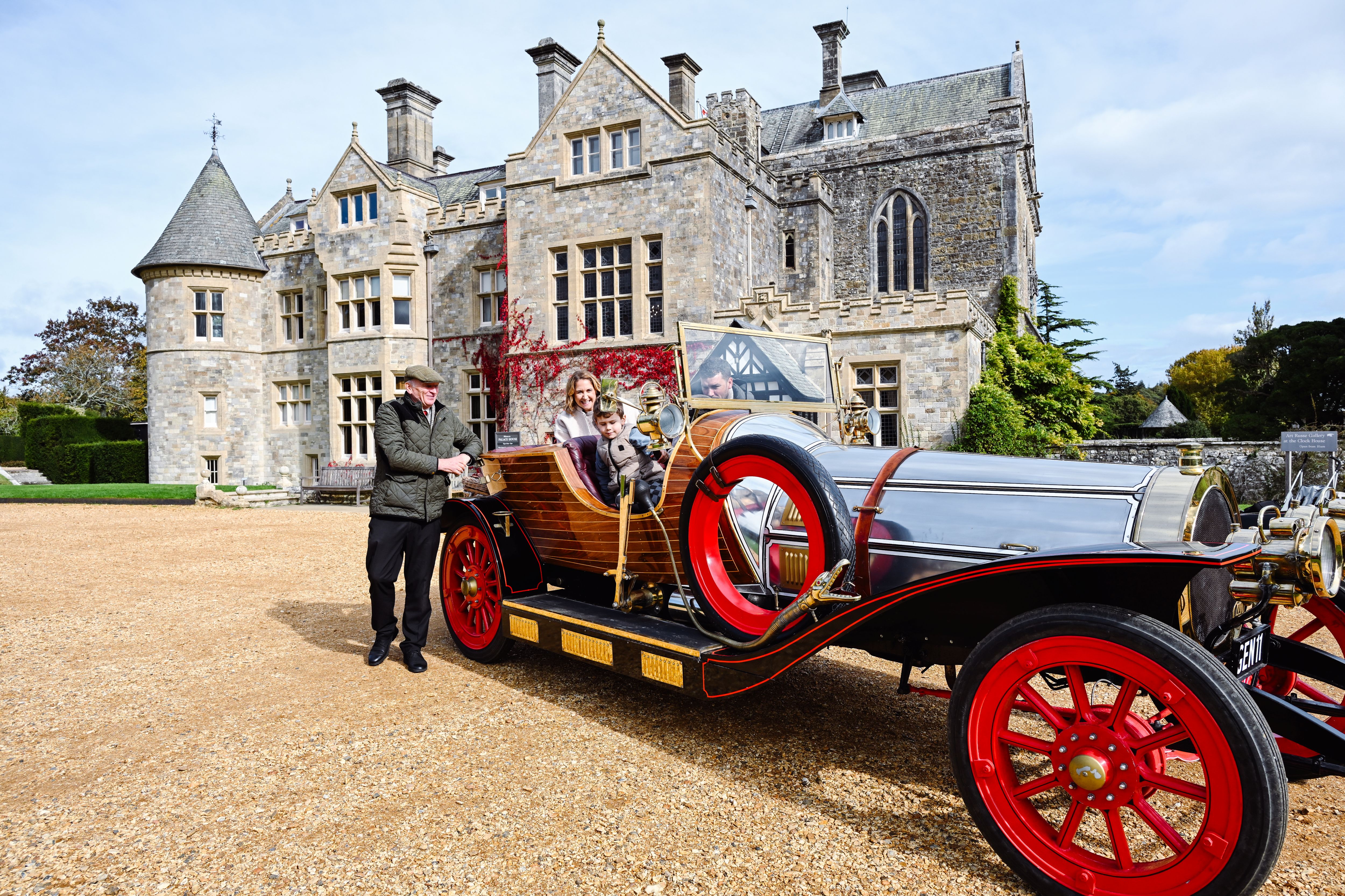 Rides In Chitty Chitty Bang Bang This Summer At Beaulieu (2)