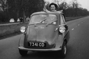 BMW Isetta 870X580