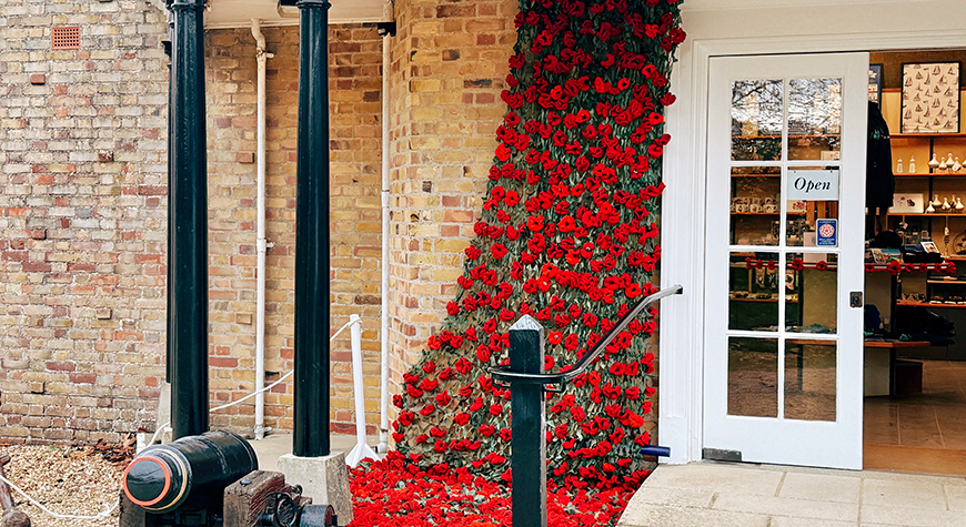 Desktop Poppy Display Outside The Bucklers Hard Museum 5