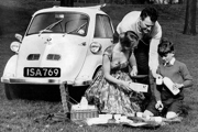 BMW Isetta 1957 870X580