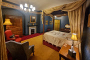 Heraldry Room 1W870px H580px 600X400