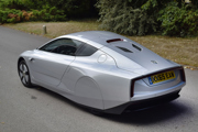 Desktop News Volkswagen XL1 Hybrid 3 870X580