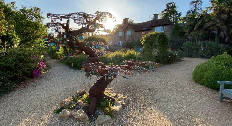 Desktop Attraction Grounds And Gardens W870px H475px 30 1 768X419